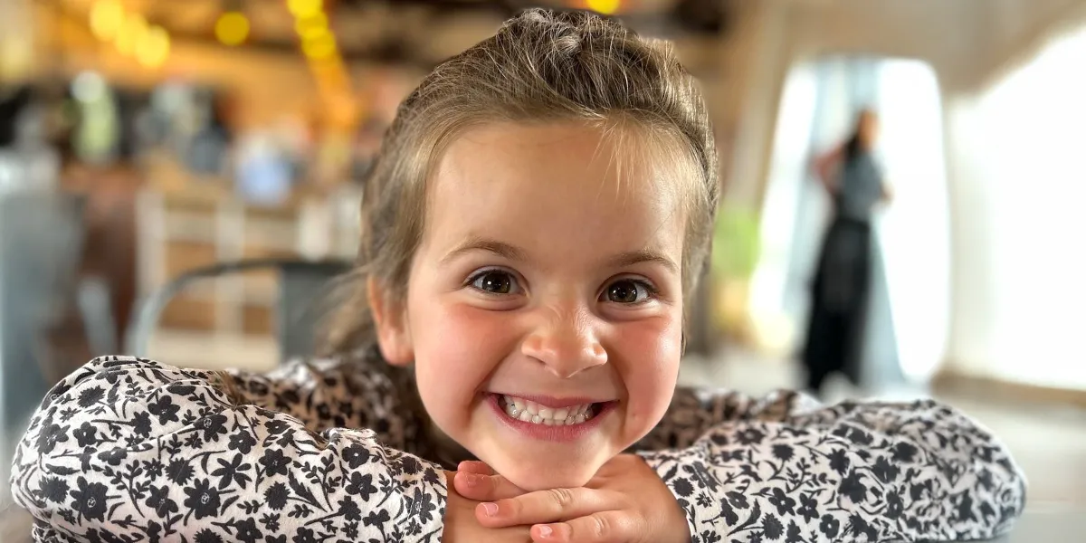 6-Year-Old TikTok Star Joules Smith Passes Away in Her Parents’ Bed Weeks After Her Last Video – Details